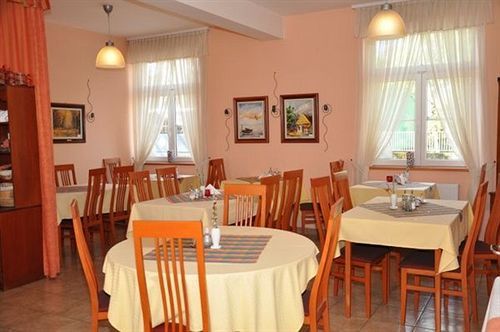 Hotel Platan